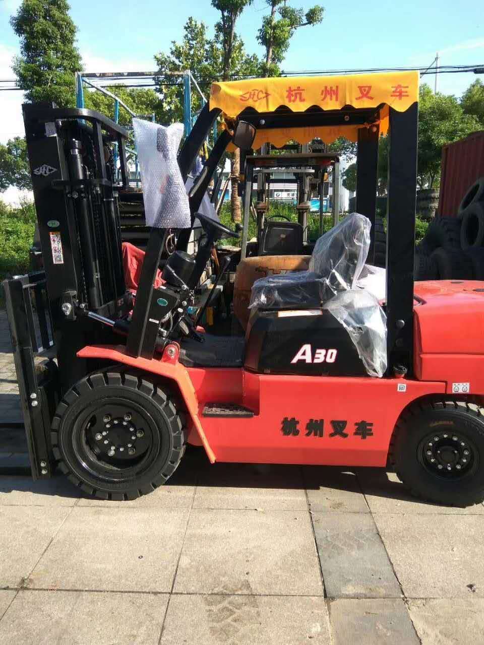 柴油叉車租賃車型展示